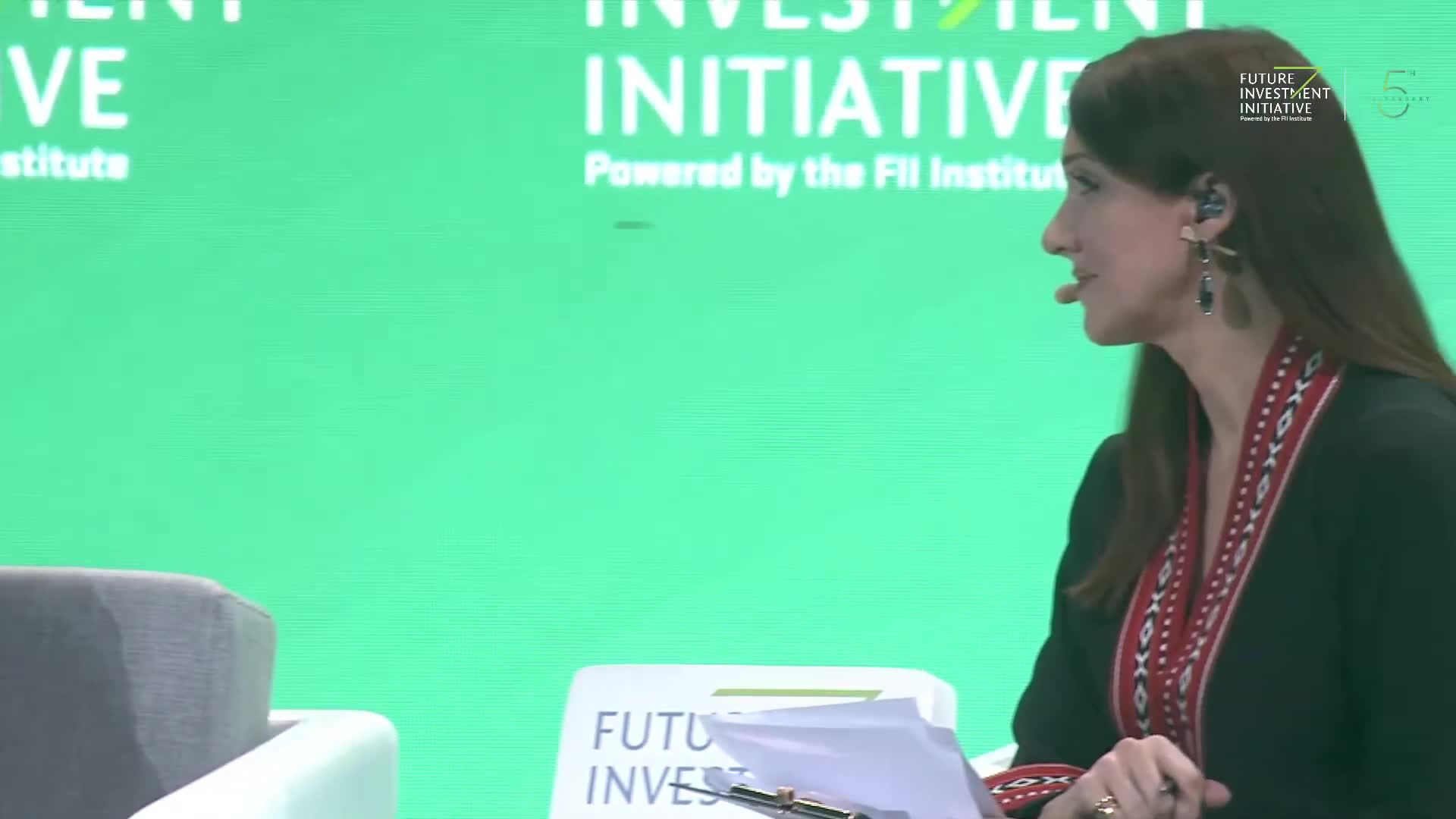 Stephen Harper, HH Princess Nouf Al Saud, 
Charles Dallara, Rania Nashar on 
Governance in ESG - #FII5